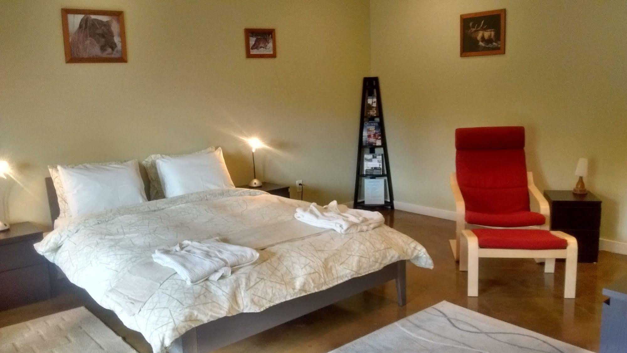 Baergnaescht B&B Osoyoos Ngoại thất bức ảnh